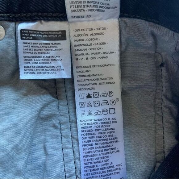 LEVI’S 501 High Waisted Button Fly Distressed Raw Hem Denim Shorts Black 28 - Picture 15 of 16